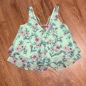 DECREE SIZE XS MINT GREEN FLORAL TOP